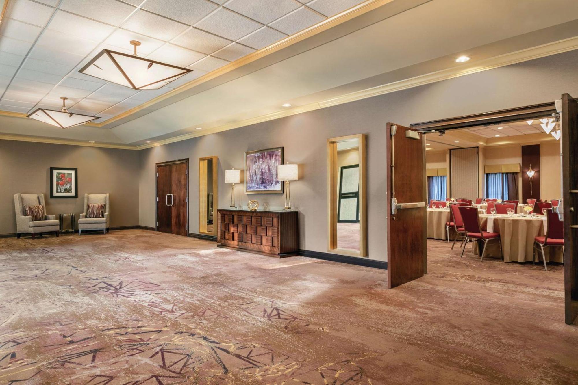 Doubletree By Hilton Atlanta Northeast/Northlake Tucker Εξωτερικό φωτογραφία